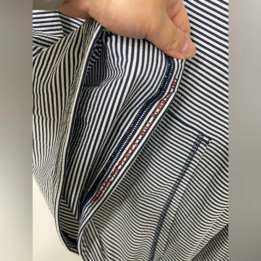 Rhone Men's Seersucker Camp Hoodie in navy blue and white stripe M - Picture 6 of 12